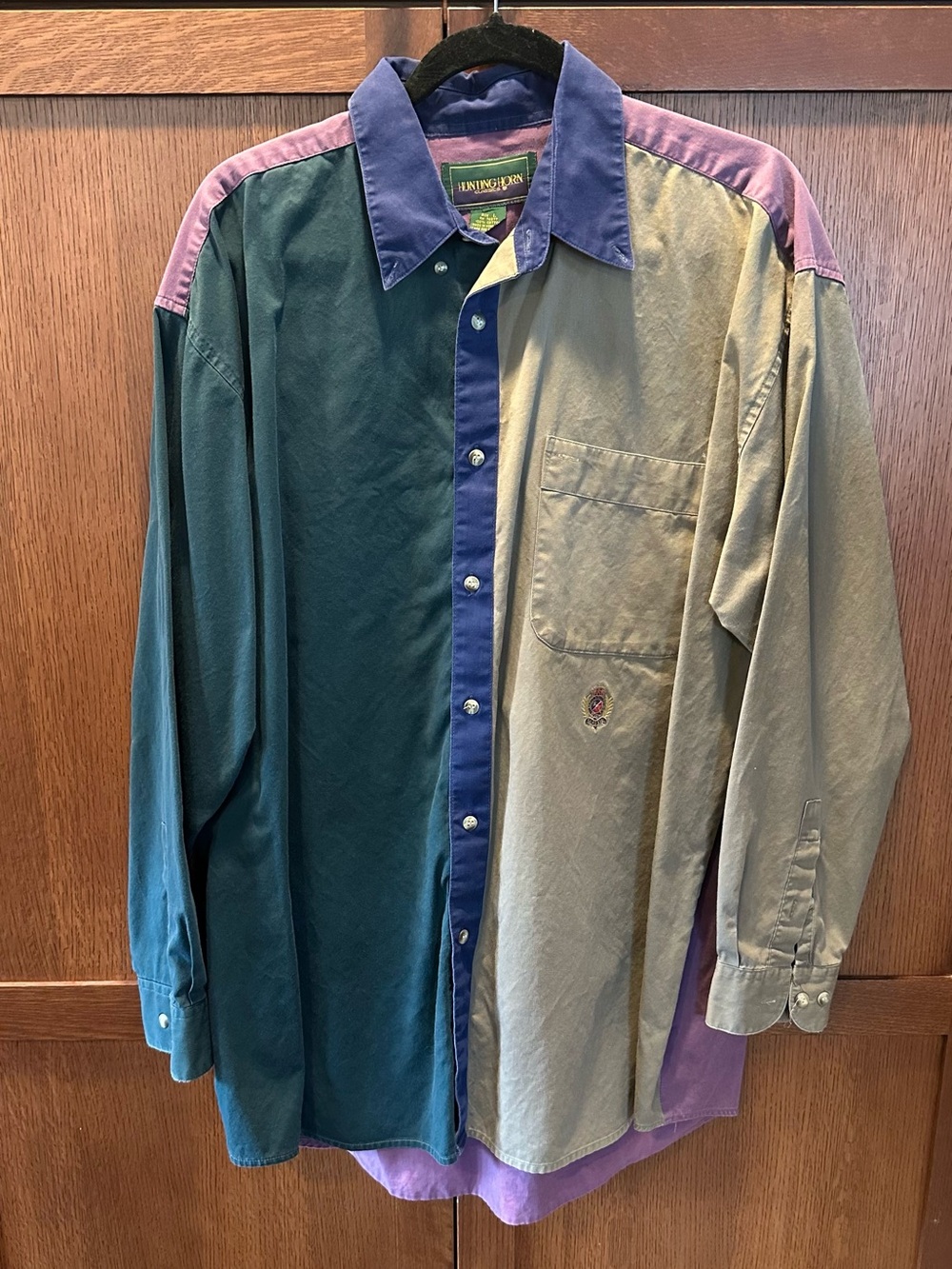 Hunting Horn Long Sleeve Colorblock Shirt. Size Large.